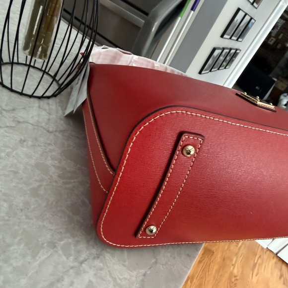 Dooney & Bourke Saffiano Hobo Shoulder Bag in red with matching wallet - Picture 9 of 11